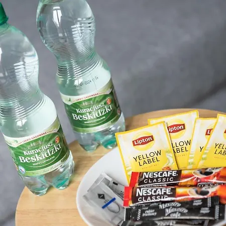 Rondo Szendzielarza Standard By Bookinghost *